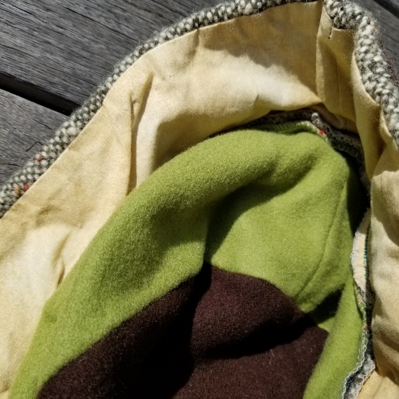 A Few Good Bananas Wool Hat Women's Artwear USA Upcycled Wearable Art OOAK - Picture 13 of 16